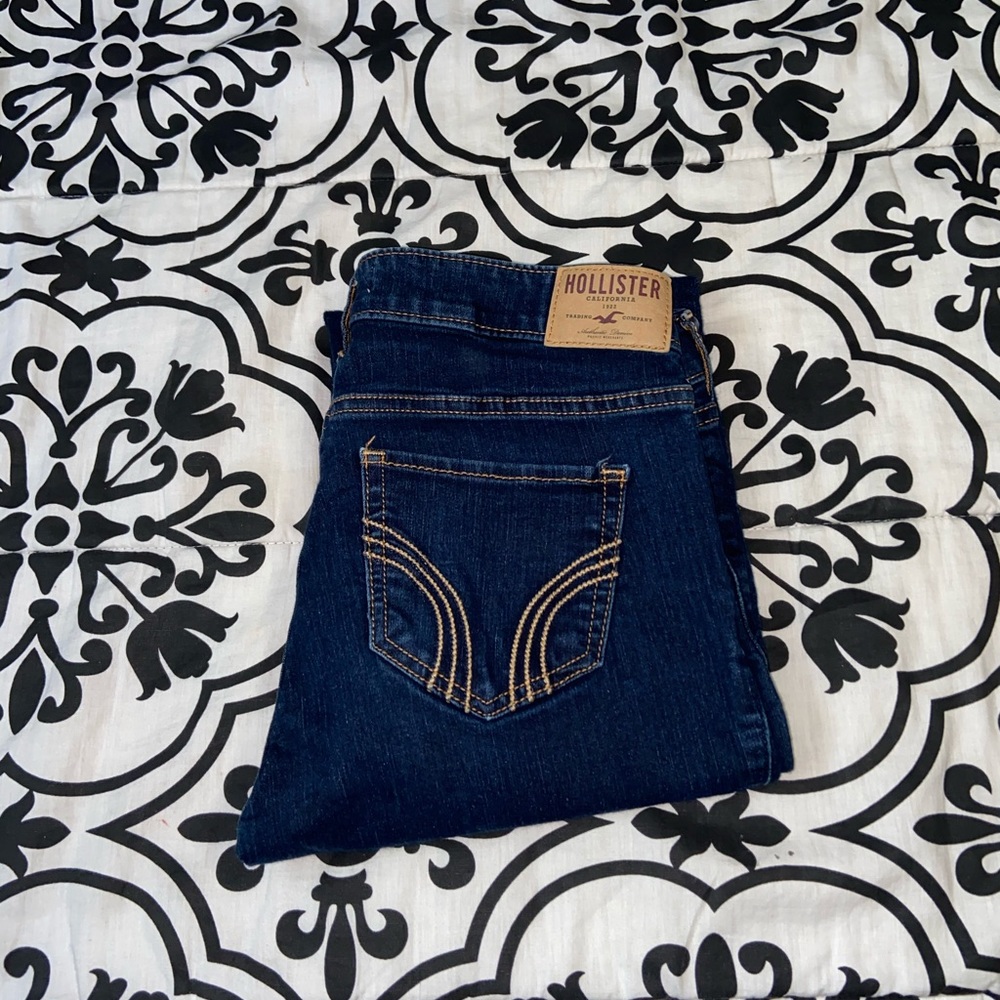 Dark blue Hollister jeans